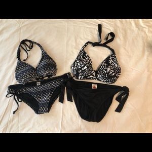 Set of 2  bikinis in size small 👙 ☀️